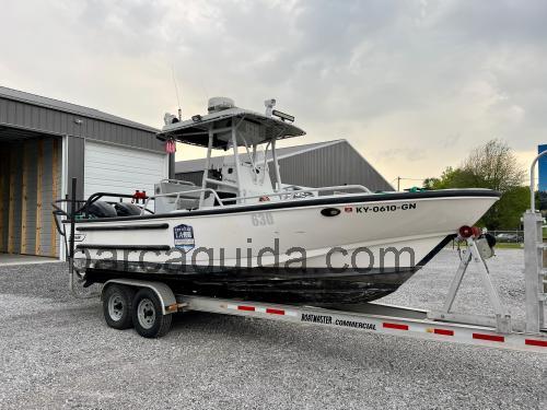 Boston Whaler Justice scheda tecnica 
